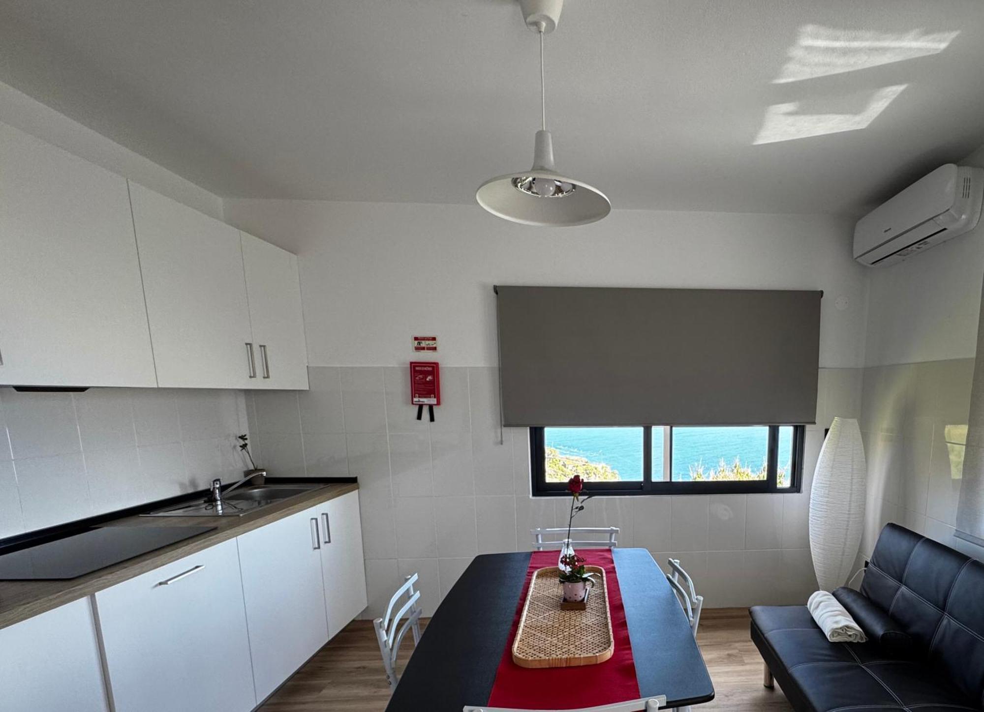 Sky & Ocean Villa Калхета Стая снимка